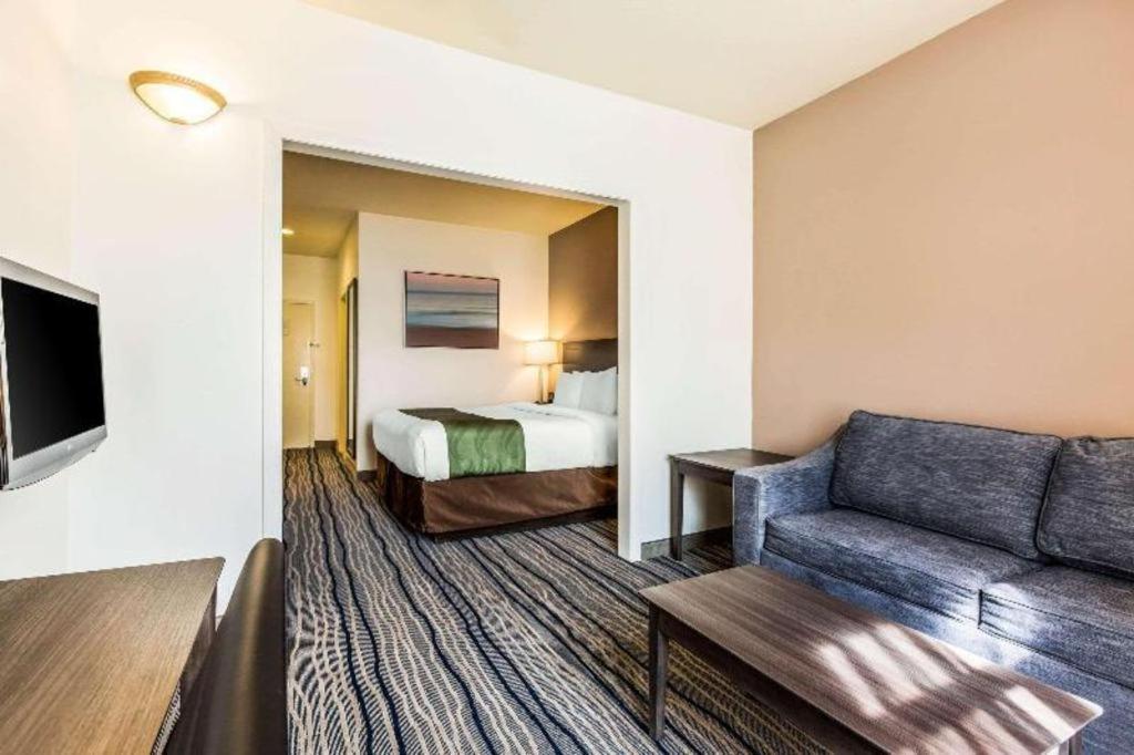 Hotel Ramada By Wyndham San Diego