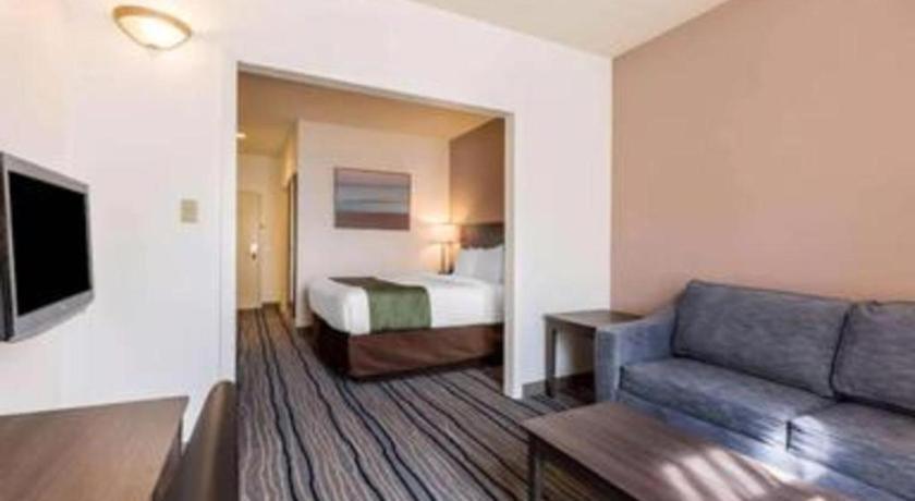 Ramada By Wyndham 2* San Diego