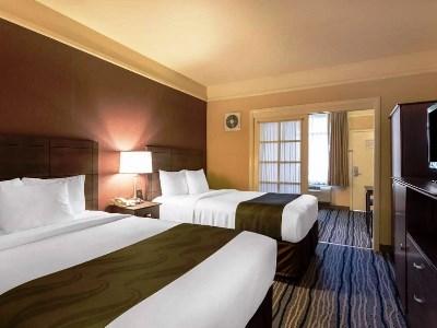Ramada By Wyndham Hotel San Diego