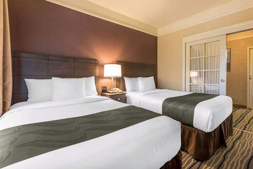 Ramada By Wyndham