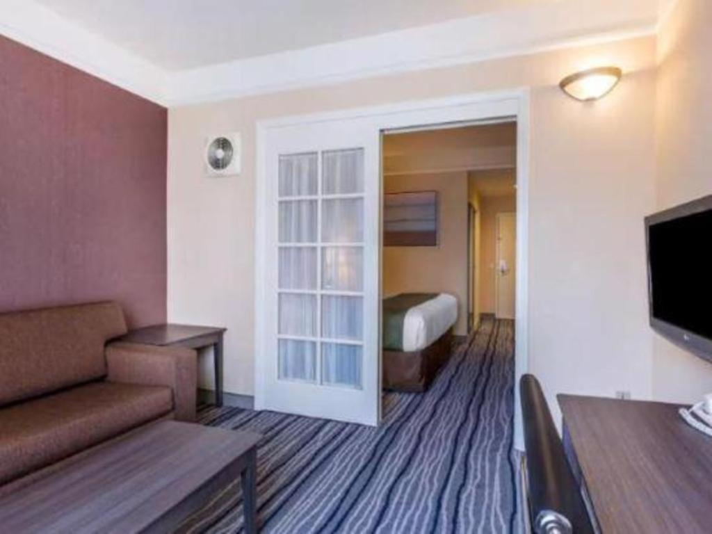 Ramada By Wyndham San Diego