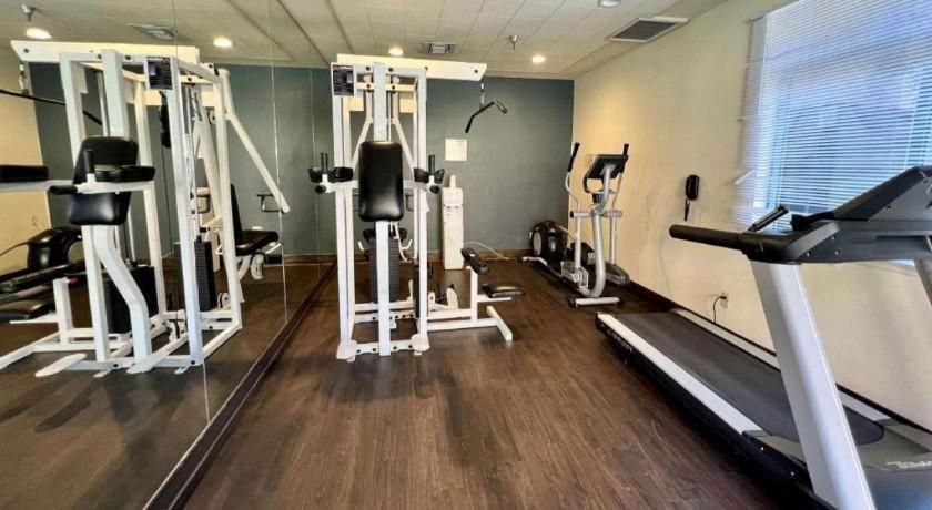 Hotel Ramada By Wyndham San Diego