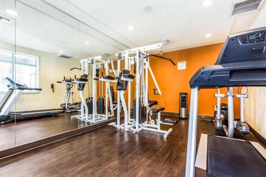 Ramada By Wyndham San Diego